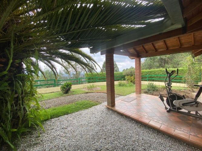 Casa de 3 alcobas en venta en Guarne · foto 16 de 19