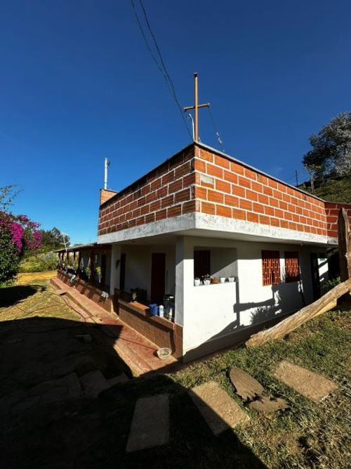 Casa de 4 alcobas en venta en Guarne · foto 8 de 21