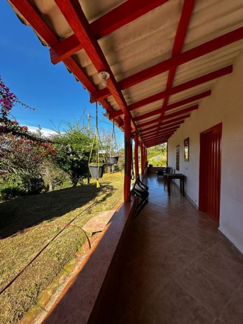 Casa de 4 alcobas en venta en Guarne · foto 15 de 21
