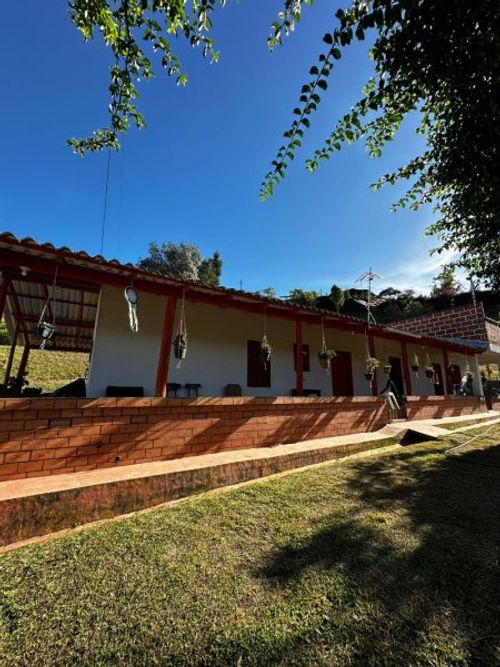Casa de 4 alcobas en venta en Guarne · foto 20 de 21