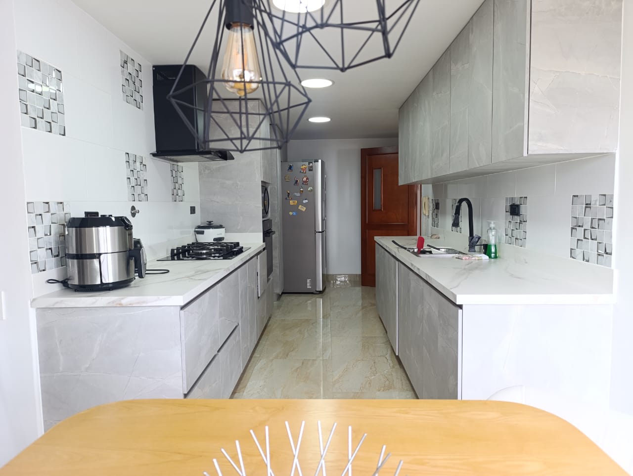 Apartamento en arriendo en El Poblado, Medellín · foto 7 de 18