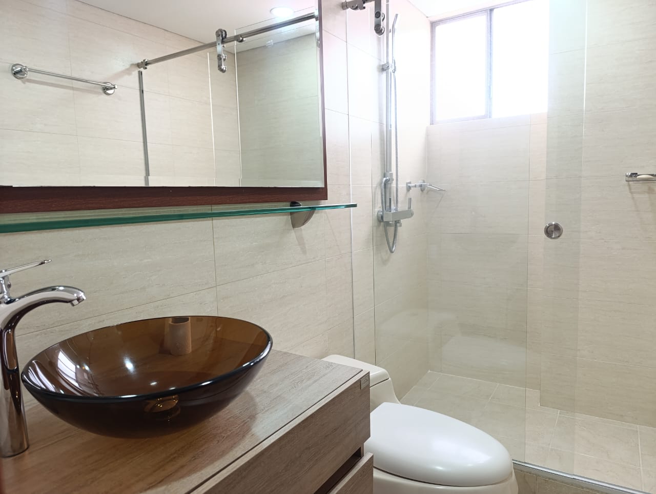 Apartamento en arriendo en El Poblado, Medellín · foto 16 de 18