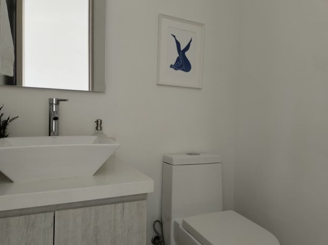 Apartamento de 2 alcobas en arriendo en El Poblado, Medellín, 100 m² · foto 16 de 18