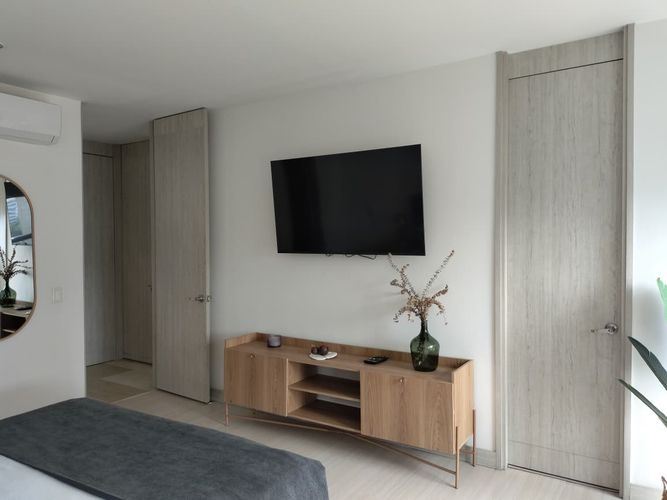 Apartamento de 2 alcobas en arriendo en El Poblado, Medellín, 100 m² · foto 5 de 18