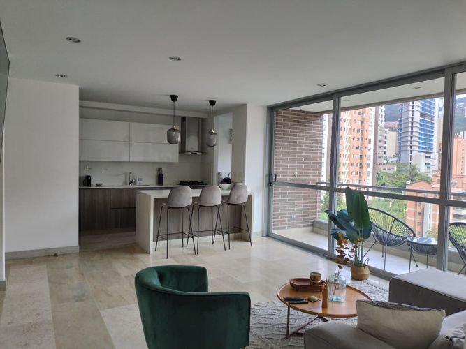 Apartamento de 2 alcobas en arriendo en El Poblado, Medellín, 100 m² · foto 6 de 18