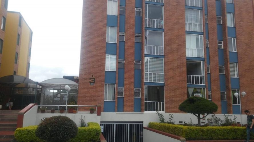 Apartamento de 3 alcobas en venta en Puerta De Teja, Bogotá, 60 m² · foto 2 de 24