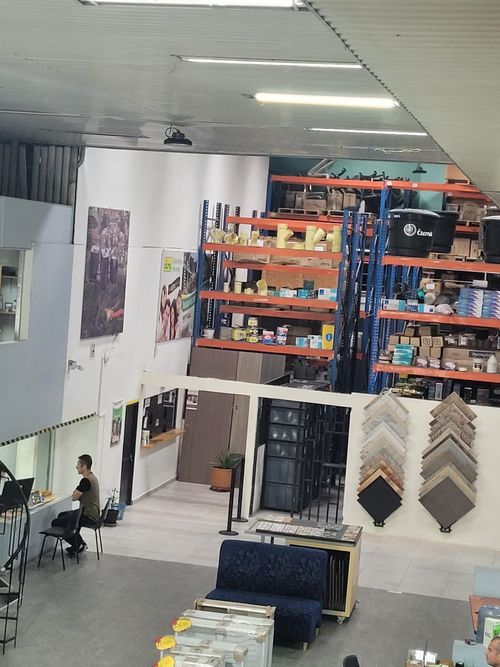 Bodega en arriendo en Jesus Nazareno, Medellín, 650 m² · foto 6 de 6