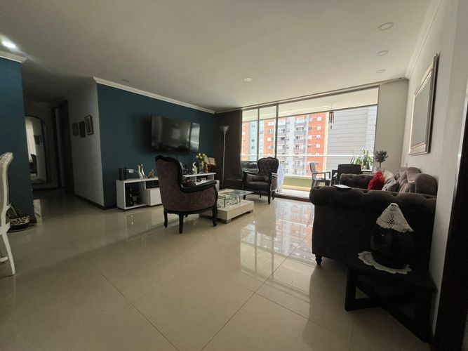 Apartamento de 3 alcobas en venta en El Poblado, Medellín, 89 m² · foto 1 de 9