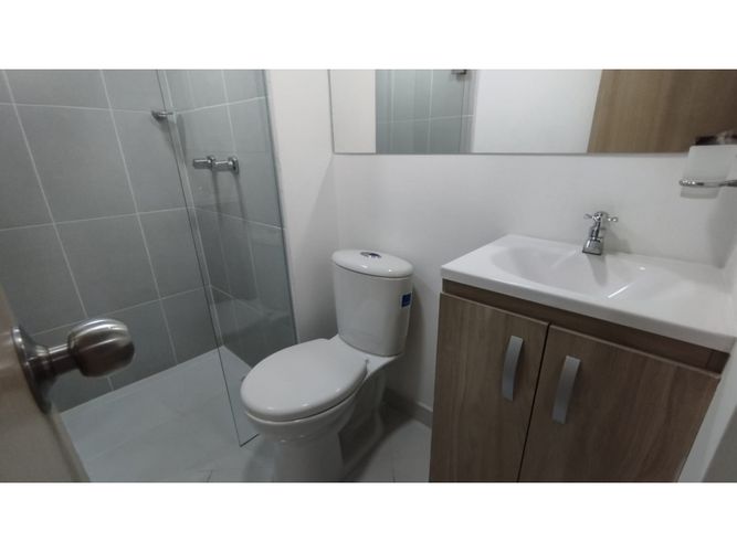 Apartamento de 3 alcobas en venta en La Francia, Medellín, 54 m² · foto 13 de 22