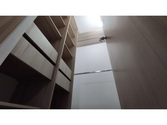 Apartamento de 3 alcobas en venta en La Francia, Medellín, 54 m² · foto 18 de 22