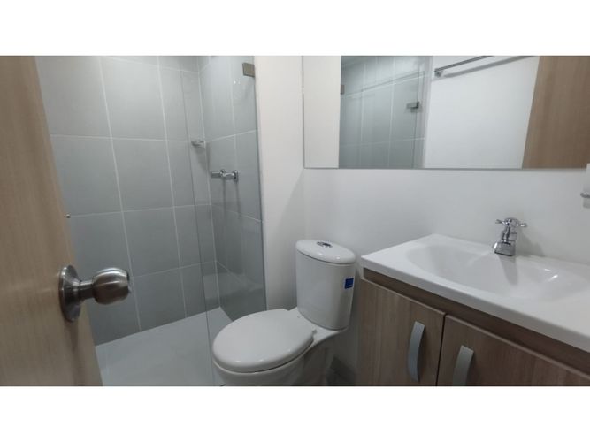 Apartamento de 3 alcobas en venta en La Francia, Medellín, 54 m² · foto 19 de 22