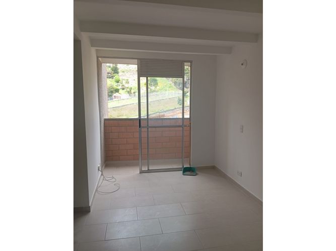 Apartamento en venta en Urbanizacion Manesa, Medellín · foto 13 de 24