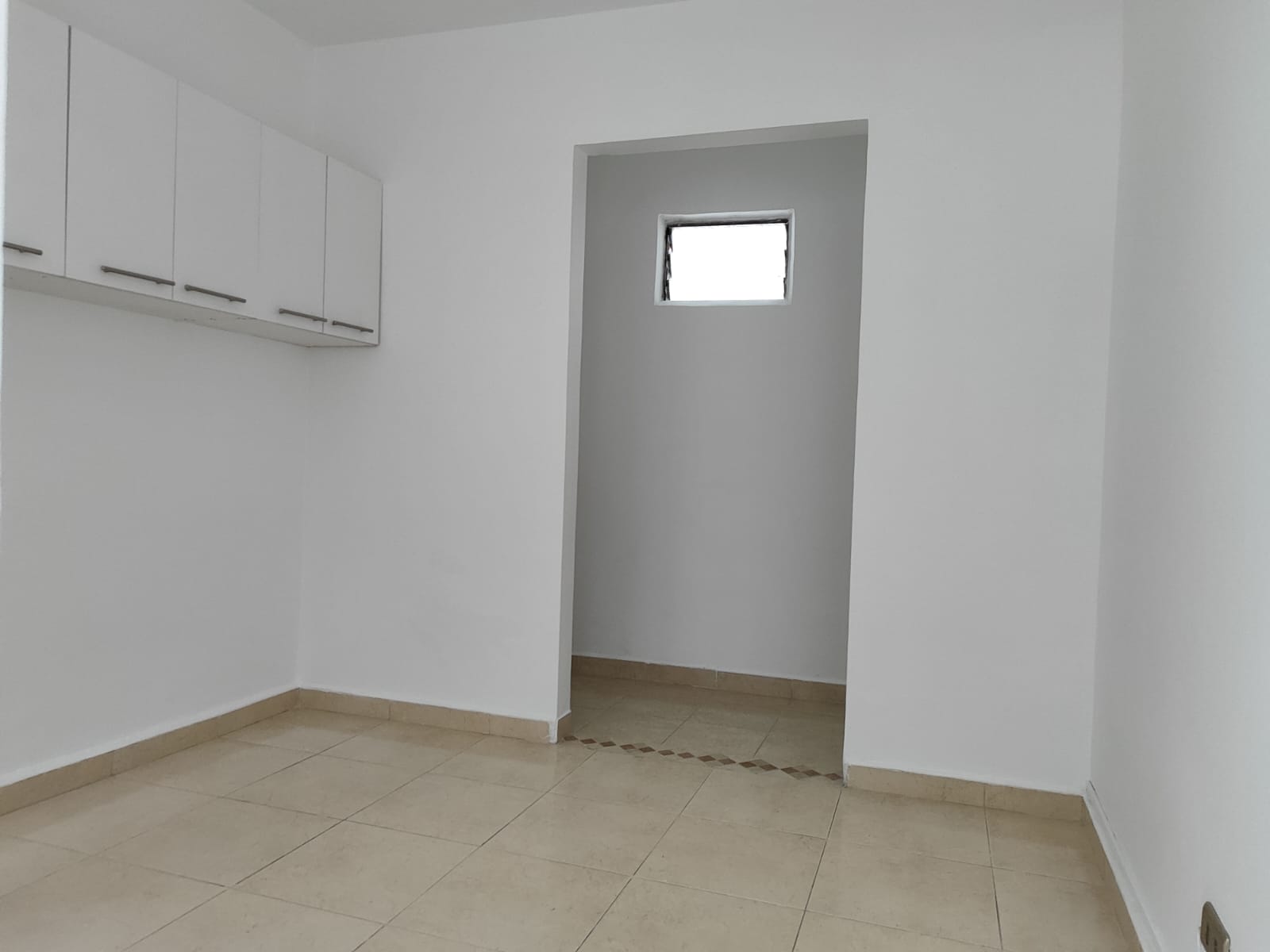 Casa en Arriendo en Conquistadores, Medellín - 2
