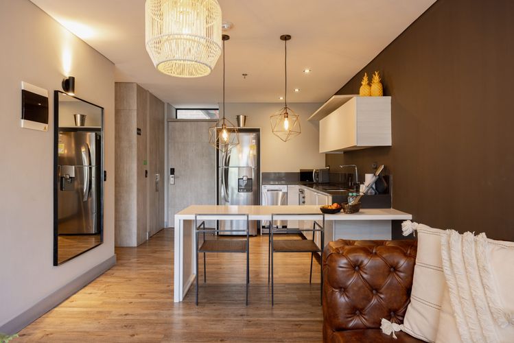 Apartamento en venta en El Poblado, Medellín · foto 3 de 14