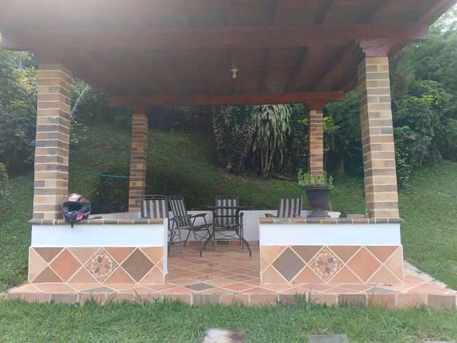 Casa de 3 alcobas en arriendo en Chaparral, Guarne, 140 m² · foto 20 de 24