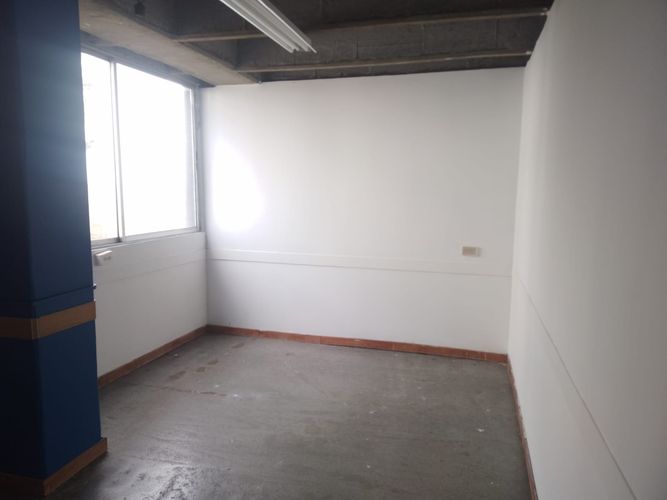 Bodega en arriendo en Las Vegas, Envigado, 300 m² · foto 10 de 16