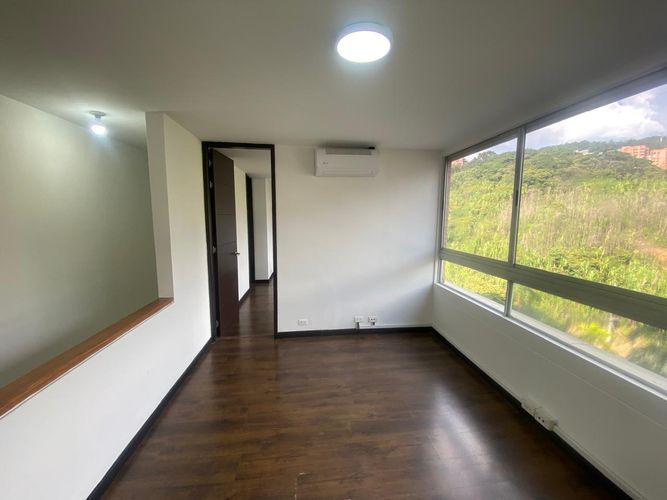 Oficina en arriendo en El Poblado, Medellín, 100 m² · foto 6 de 12