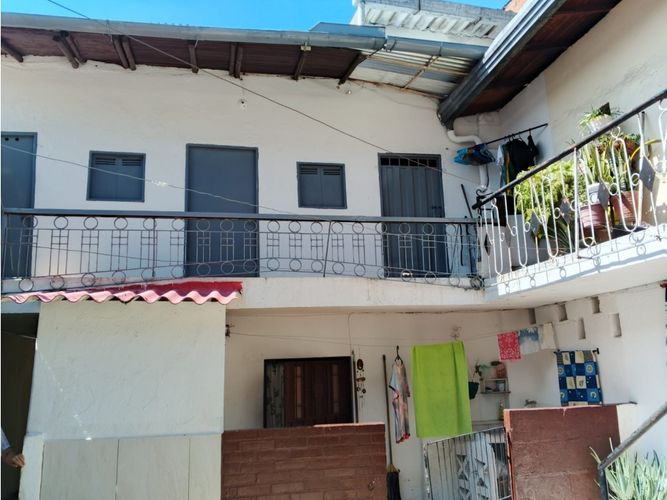 Casa de 8 alcobas en venta en Girardot, Bucaramanga, 307 m² · foto 15 de 18