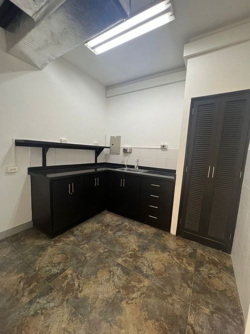 Local en arriendo en El Bosque, Cali, 450 m² · foto 19 de 20