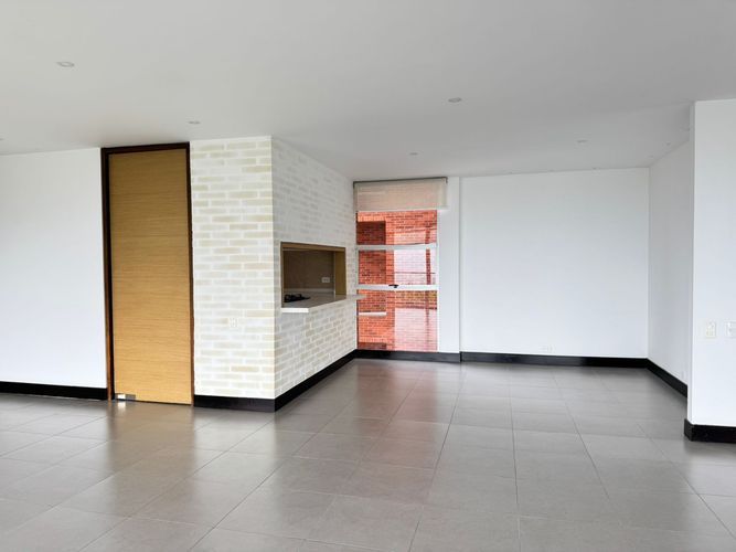 Apartamento de 2 alcobas en arriendo en El Poblado, Medellín, 160 m² · foto 8 de 16