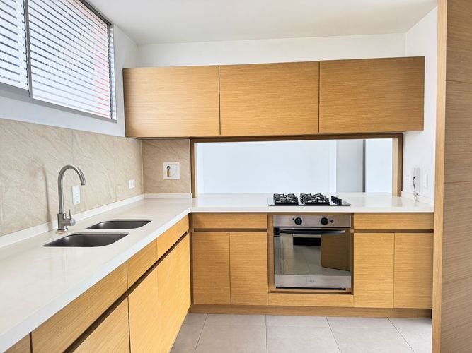 Apartamento de 2 alcobas en arriendo en El Poblado, Medellín, 160 m² · foto 6 de 16