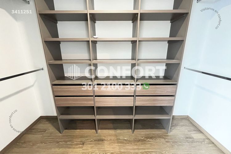 Apartamento de 2 alcobas en arriendo en El Poblado, Medellín, 106 m² · foto 13 de 24