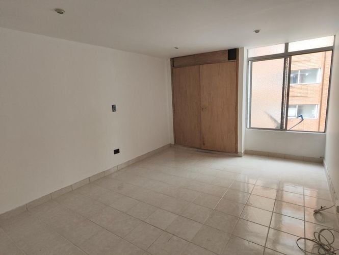 Apartamento de 3 alcobas en arriendo en Laureles, Medellín, 168 m² · foto 13 de 20