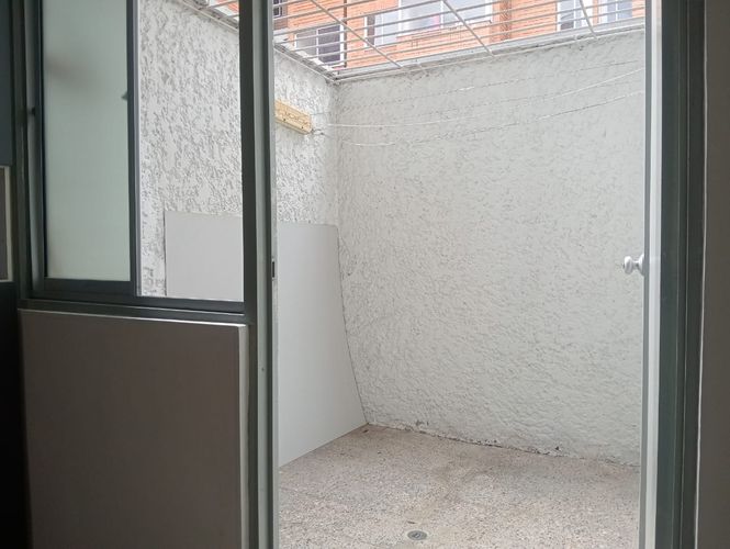 Apartamento de 3 alcobas en arriendo en Laureles, Medellín, 168 m² · foto 16 de 20