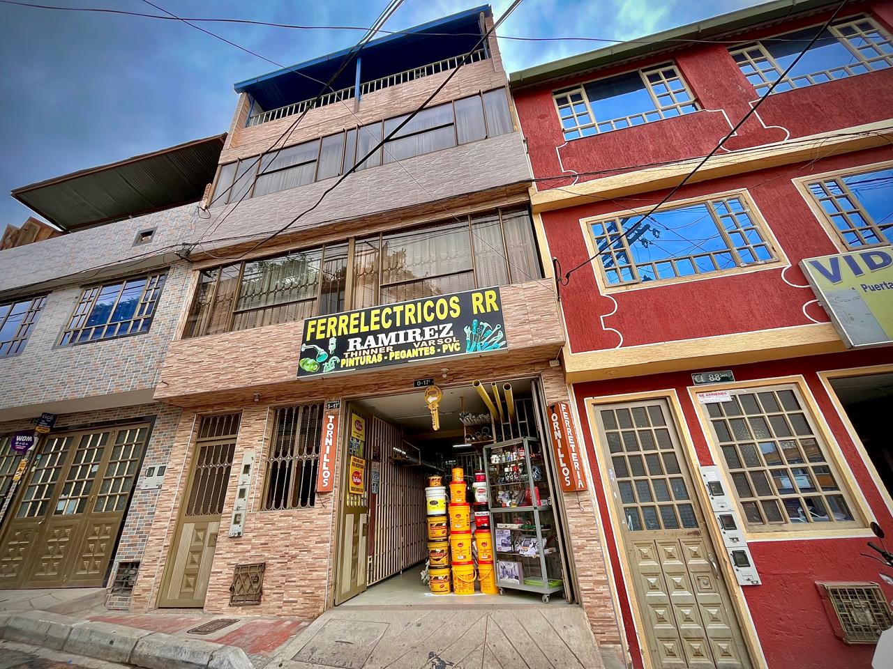 Casa en venta en Alfonso Lopez, Bogotá · foto 2 de 18