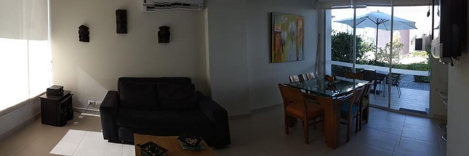 Casa de 3 alcobas en venta en Ricaurte, 94 m² · foto 2 de 19