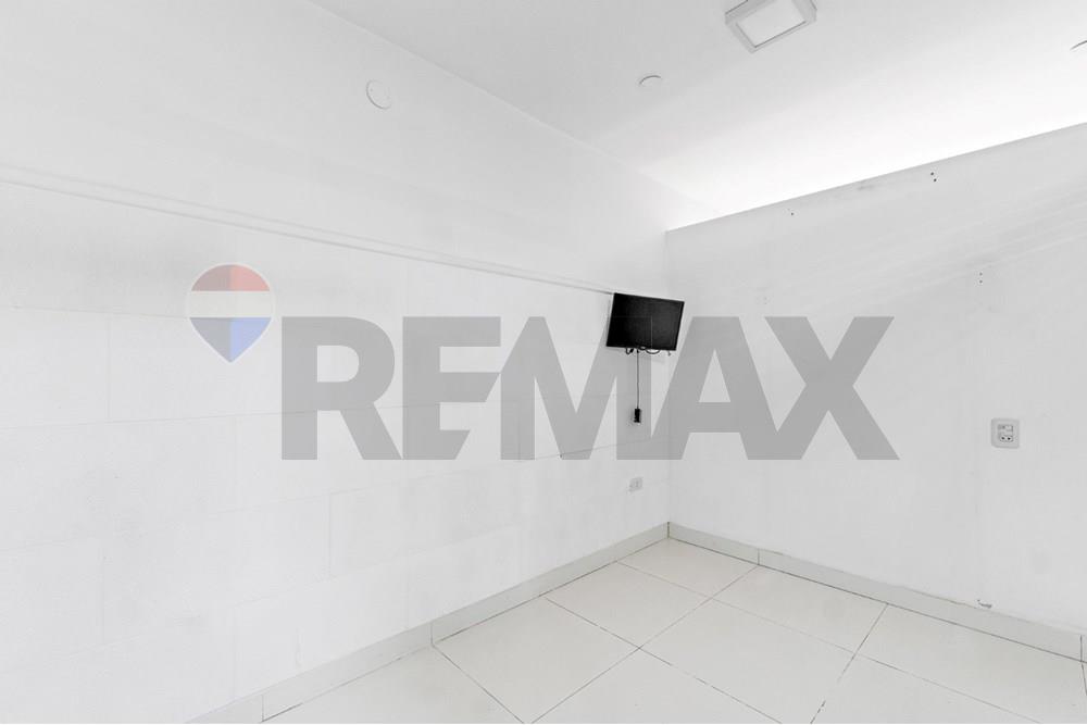 Salón comercial en venta en Barrio Las Mercedes, Asunción — foto 3