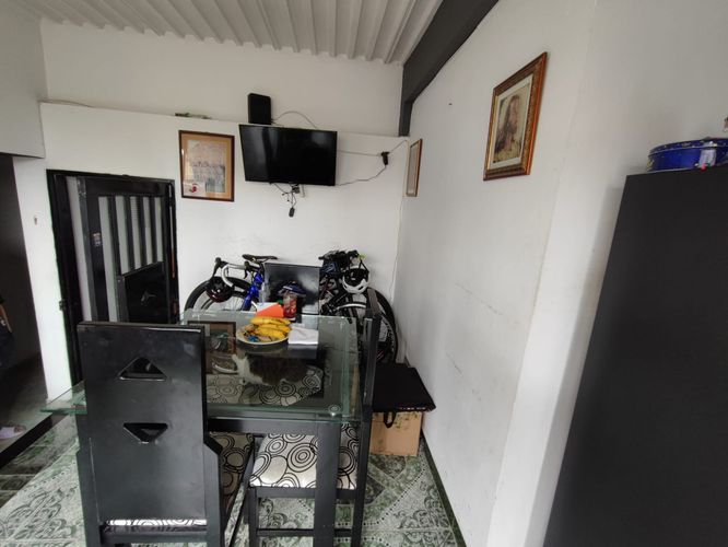 Casa de 4 alcobas en venta en El Bosque, Manizales, 510 m² · foto 2 de 24