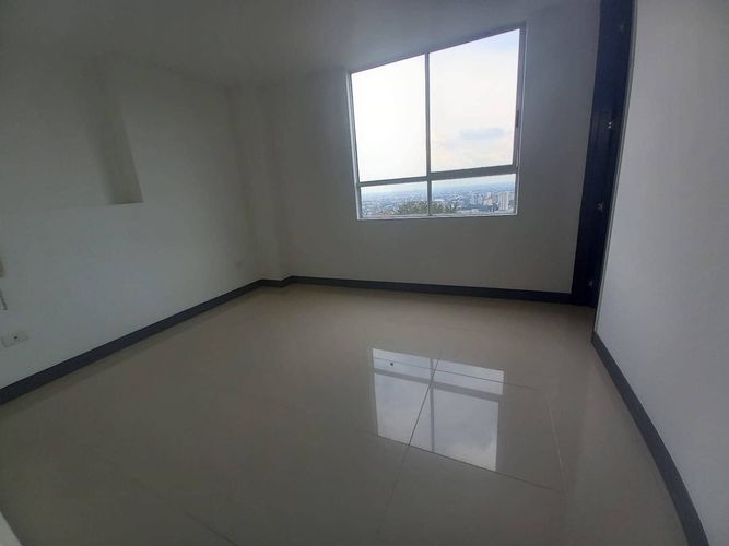 Apartamento de 4 alcobas en venta en Conjunto Residencial Cerro Cristales, Cali, 112 m² · foto 6 de 17