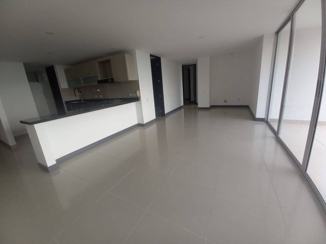 Apartamento de 4 alcobas en venta en Conjunto Residencial Cerro Cristales, Cali, 112 m² · foto 8 de 17