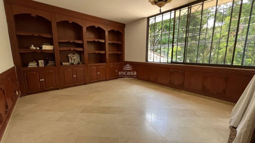 Casa de 5 alcobas en venta en Santa Rita, Cali, 680 m² · foto 4 de 24