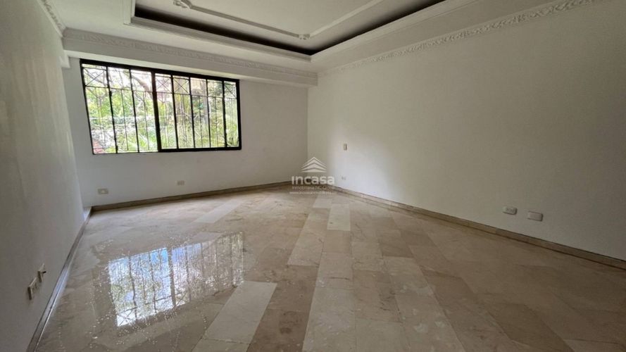 Casa de 5 alcobas en venta en Santa Rita, Cali, 680 m² · foto 10 de 24