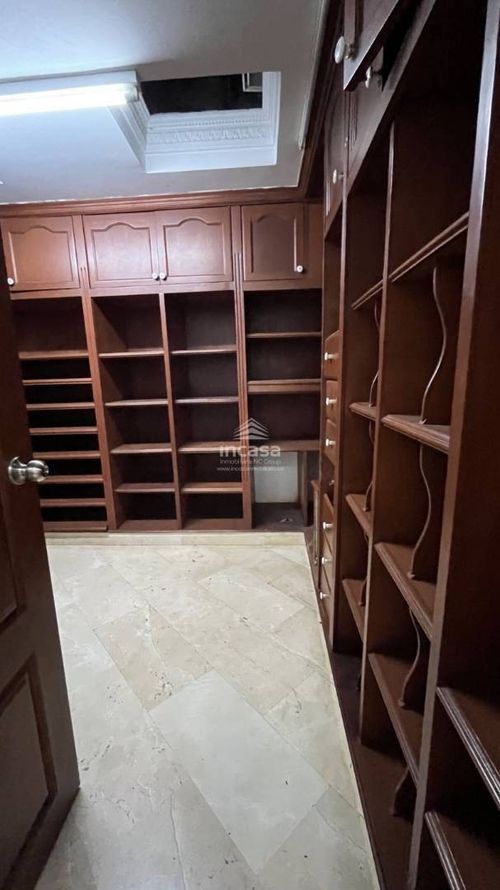 Casa de 5 alcobas en venta en Santa Rita, Cali, 680 m² · foto 20 de 24