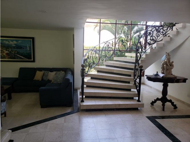Casa de 5 alcobas en venta en Jordan Et. Vii, Ibagué, 386 m² · foto 4 de 24