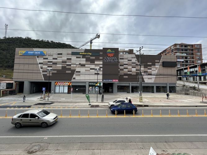 Local en venta en Flandes, La Calera, 756 m² · foto 2 de 21