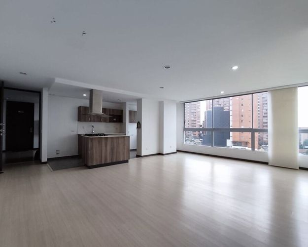 Apartamento de 3 alcobas en arriendo en Loma Del Esmeraldal, Envigado, 100 m² · foto 10 de 11