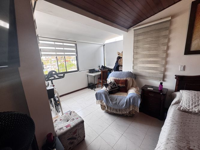 Casa de 4 alcobas en venta en Bellavista, Cali, 165 m² · foto 13 de 24