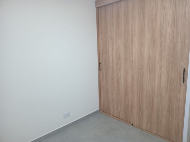 Apartamento de 3 alcobas en arriendo en Loma Del Indio, Medellín, 90 m² · foto 14 de 18