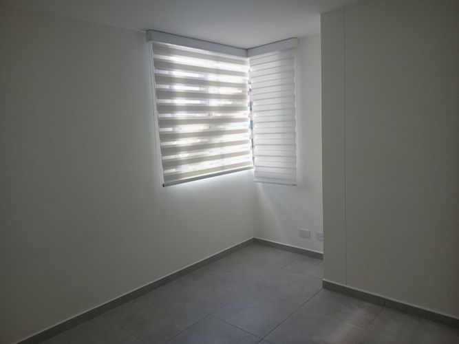 Apartamento de 3 alcobas en arriendo en Loma Del Indio, Medellín, 90 m² · foto 10 de 18