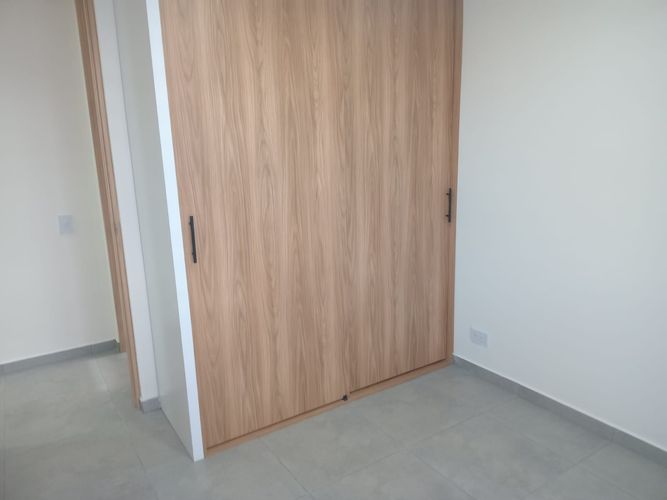 Apartamento de 3 alcobas en arriendo en Loma Del Indio, Medellín, 90 m² · foto 13 de 18