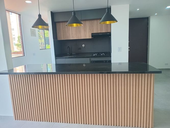 Apartamento de 3 alcobas en arriendo en Loma Del Indio, Medellín, 90 m² · foto 5 de 18