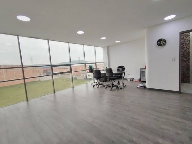 Oficina en arriendo en Parque Industrial Santo Domingo, Mosquera, 180 m² · foto 6 de 13