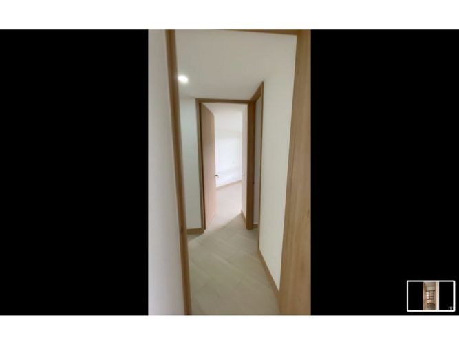 Apartamento de 2 alcobas en venta en Santa Elena, El Retiro, 86 m² · foto 2 de 11