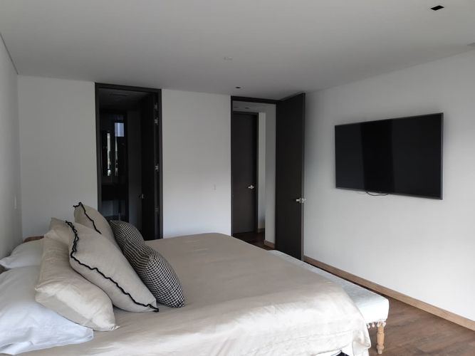 Apartamento de 2 alcobas en venta en El Poblado, Medellín, 117 m² · foto 10 de 17