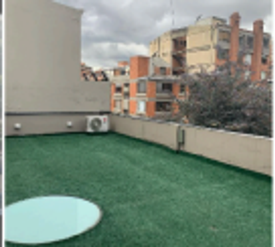 Casa de 6 alcobas en venta en Los Rosales, Bogotá, 400 m² · foto 2 de 24