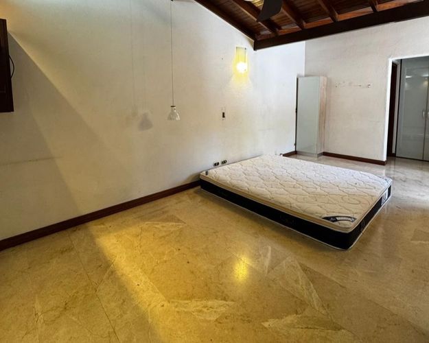 Casa de 4 alcobas en venta en Escobero, Envigado, 220 m² · foto 9 de 15